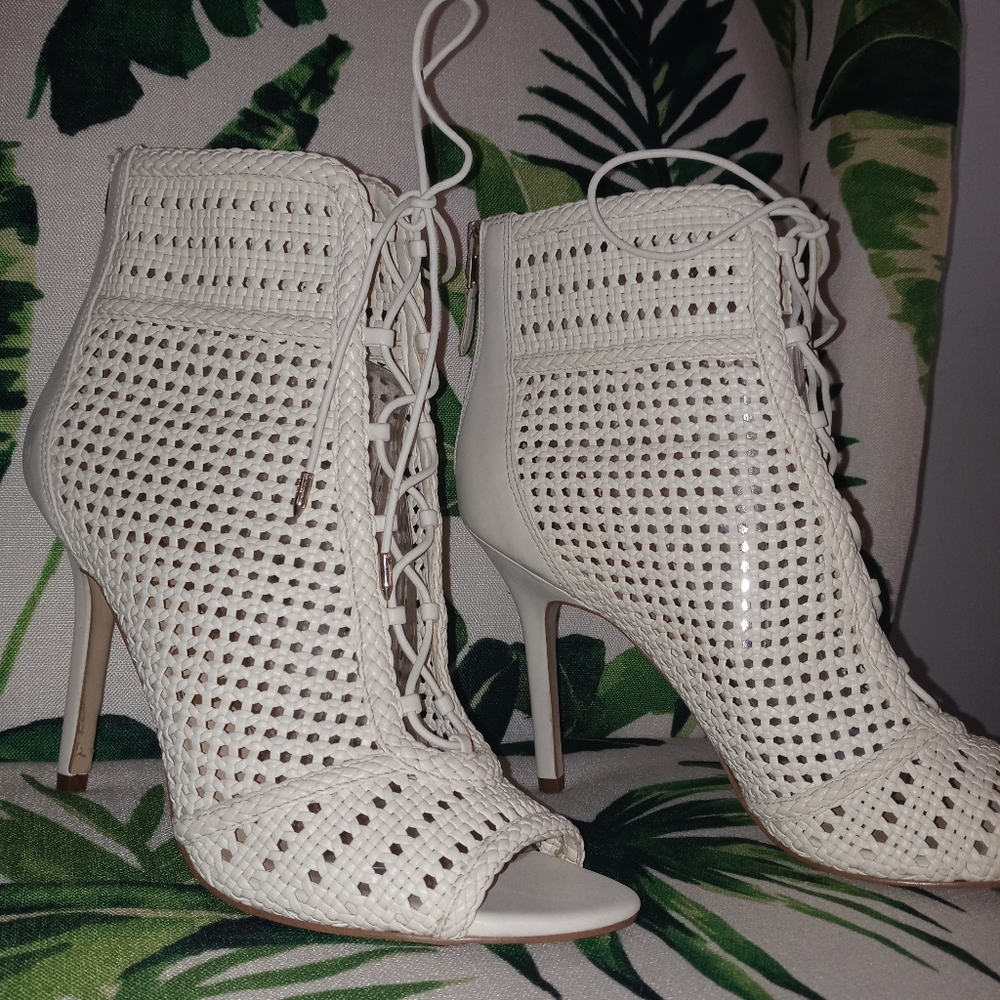 Sam Edelman Heel Booties - Picture 3 of 7